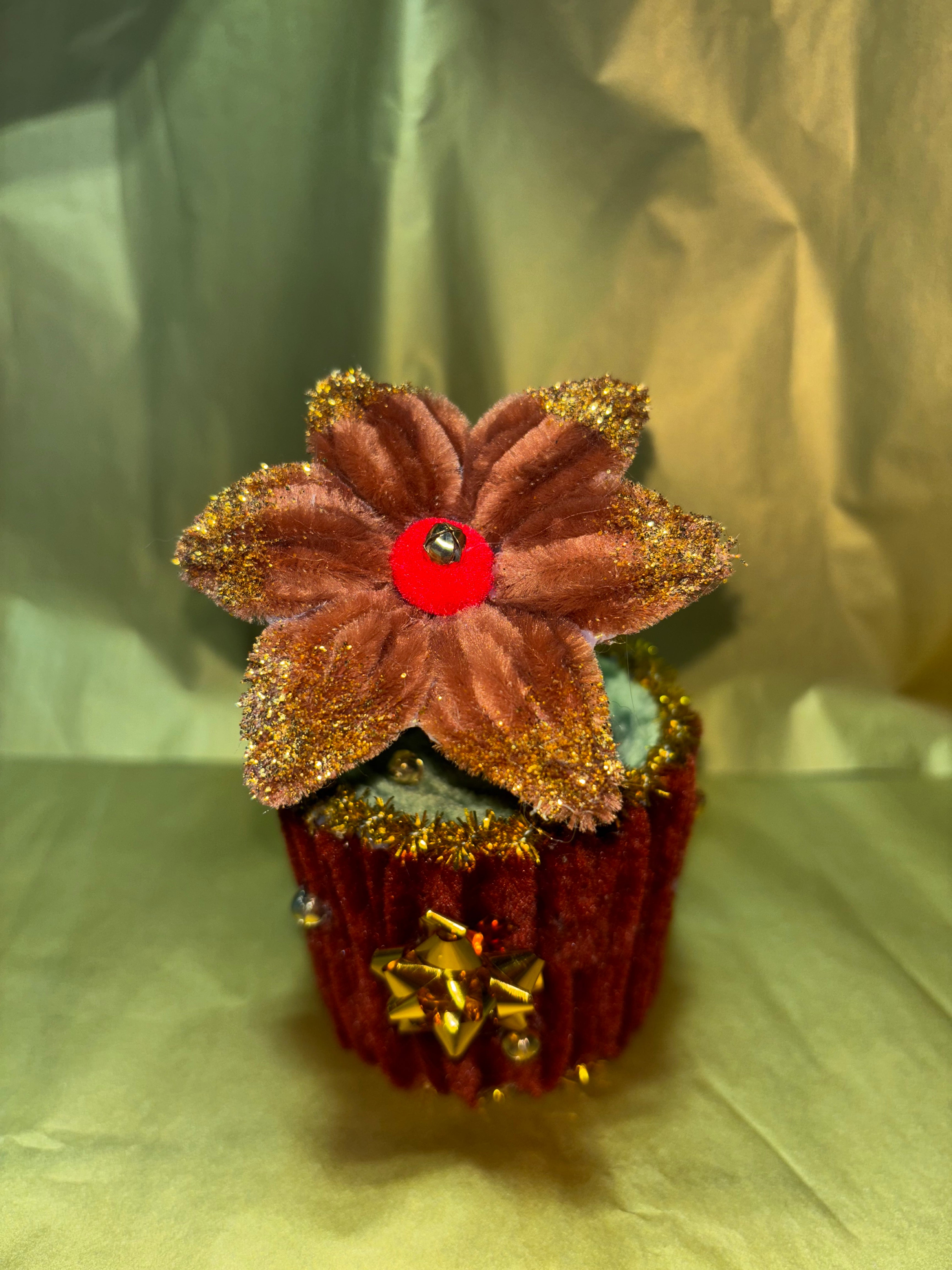 Rudolph Red Nose Lily